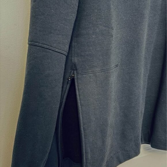 Lululemon Men’s Navy Terry Fleece Crewneck Sweatshirt w/ Side Zip Vents - Picture 4 of 5